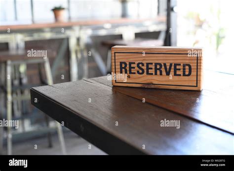 Restaurant reserved table sign Reserved Table. A tag of reservation ...