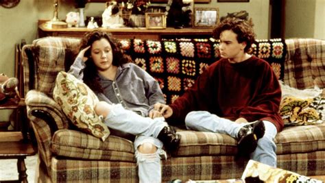 Roseanne Catch Up On Darlene And David Before Johnny Galeckis Return