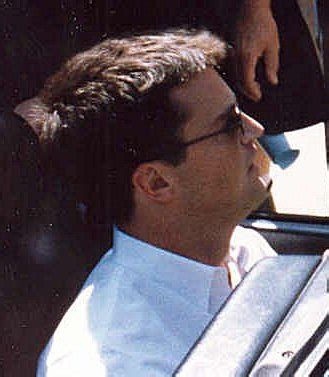 File Matthew Perry 1995 Cropped Wikimedia Commons