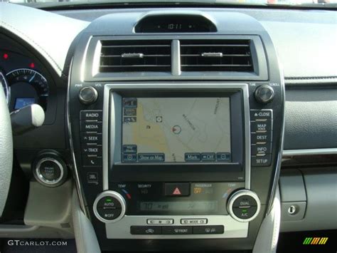 2012 Toyota Camry Xle V6 Navigation Photos