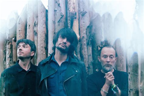 Radiohead Officialisation Du Side Project Smile Visualmusic