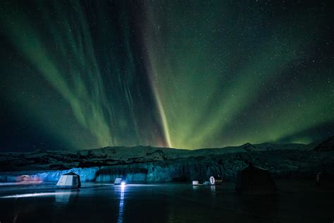 Explore Iceland From A ‘floating Aurora Camp Cookson Adventures