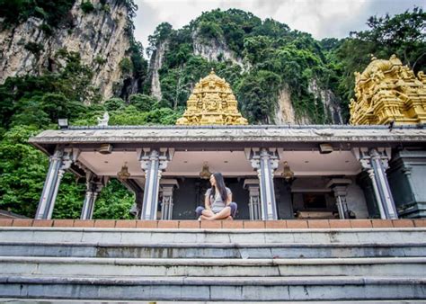 Located at 13km/8mi in the north of kuala lumpur, batu caves is the haven for rock climbing in kuala lumpur. Ultimate Guide To Climbing The Batu Cave Steps In Malaysia ...