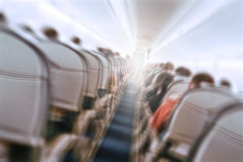 7 Ways To Cope With Flight Anxiety Clarity Clinic