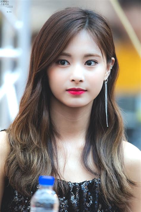 10 times twice s tzuyu made jaws drop with her gorgeous curly haired visuals koreaboo