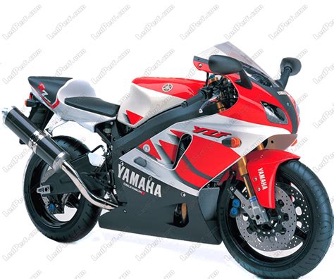 The yamaha yzf is a true racing motorcycle. Set lampen voor de koplampen met Xenon-effect voor Yamaha ...