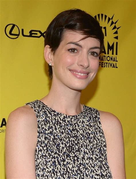 Picture Of Anne Hathaway