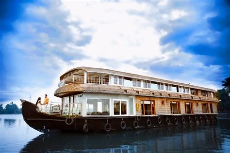 Kerala Luxury Houseboat Prices And Tourist Base Reviews Alappuzha India