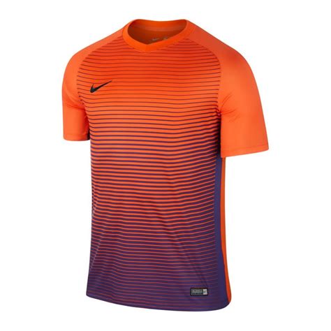 133 spiele hat sneijder für die niederlande absolviert, nun kommt noch die nummer 134 dazu. Nike Trikot Precision IV kurzarm | Fussball | Sport ...
