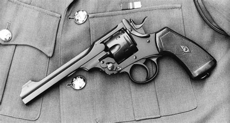 5 Important American Made Pistols Used During World War Ii Battles