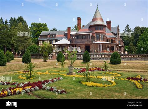 Sonnenberg Gardens And Mansion State Historic Park In Canandaigua New