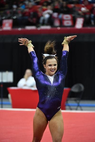 Bugs Life Lsus Ashleigh Gnat Honored With Aai Award As Nations Top Senior Gymnast Lsu