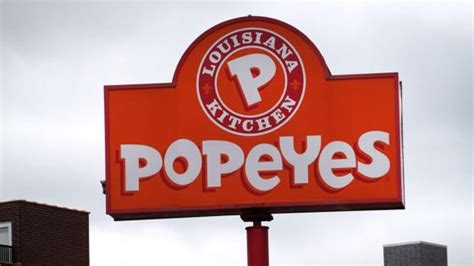 Georgia Woman Crashes Into Popeyes After Order Was Missing Biscuits Police Say 93q Country