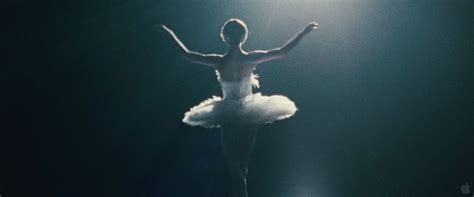 Black Swan Trailer Natalie Portman Image 14938679 Fanpop