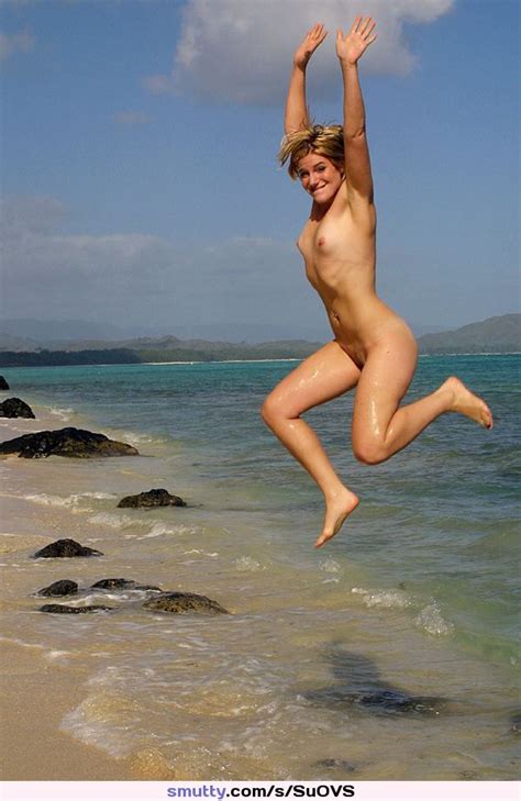 Outdoor Nude Beach Ocean Smiling Smallboobs The Best Porn Website