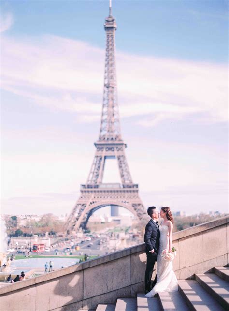 The 10 Most Romantic Places To Take A Photo In Paris