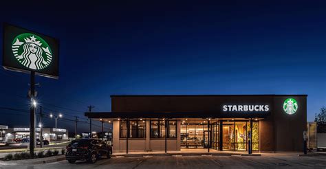 The latest on all the drama at Starbucks | Nation's Restaurant News