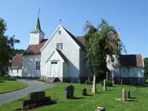 Grimstad ble ladested i 1791 og fikk bystatus i 1816. Sykkeltur tur retur Lillesand Grimstad på gamle veier