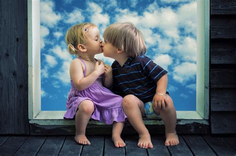 Little Boy Little Girl Cute Kiss Hd Cute 4k Wallpapers