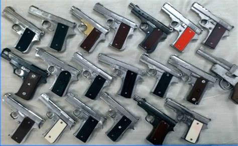 Two Gun Runners Arrested In Delhi Pistols Seized