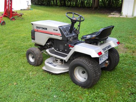 Sears Lt 10 Lawn Tractor At Craftsman Tractor