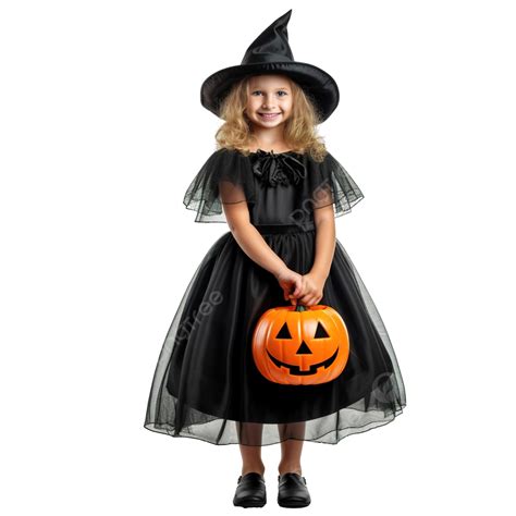 garota vestida de bruxa com uma abóbora no halloween retrato de uma bruxa png mãos da família