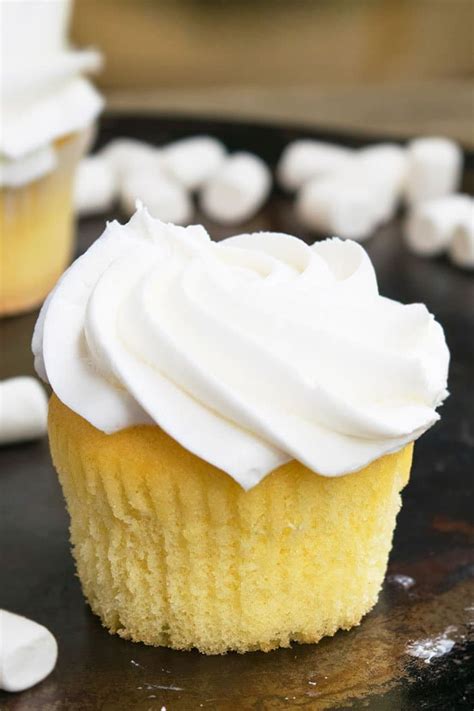 Simple Vanilla Cupcake Recipe With Oil Easy Recipes Today