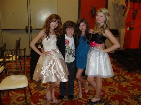 Bella Thorne With Ryan Newman At 2010 Young Artists Awards Sitcoms Online Photo Galleries