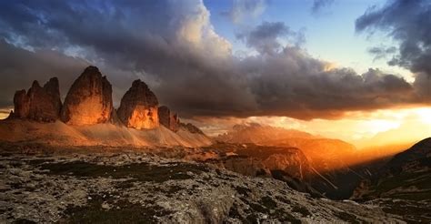 Gorgeous Three Peaks Of Lavaredo Italy Charismatic Planet