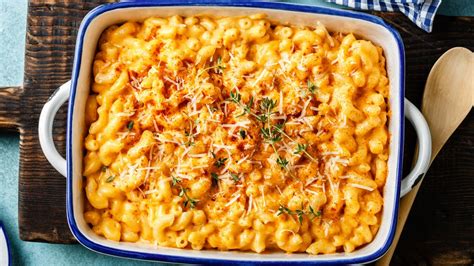 Ina Gartens Overnight Mac And Cheese Recipe Couldnt Be Easier