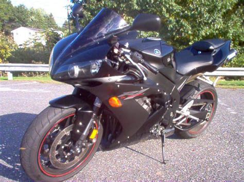 If you would like to get a quote on a new 2005 yamaha yzf r1 use our build your own tool, or compare this bike to other sport motorcycles. Featured Motorcycle - 2005 Yamaha YZF R1 Limited Edition