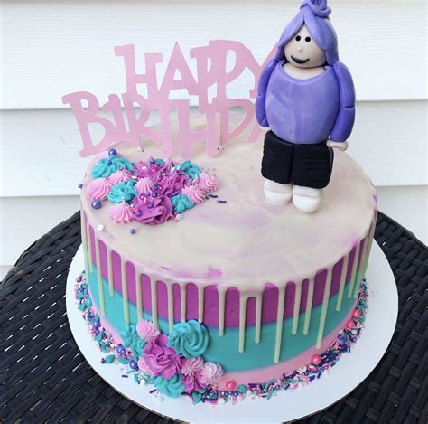 Cakes tennessee sugarlips bakery llc. Roblox Cake | Cake, Roblox cake, Buttercream cake
