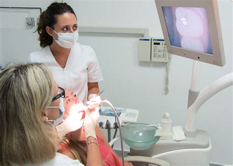 Odontología Restauradora Instituto Dental
