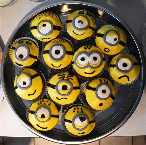 Minions Cupcakes From Despicable Me ~ For Ds B Day Minion Cupcakes
