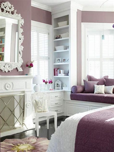 A feminine bedroom is a beautiful place for a lady to come home to after a hard day. 55 Adorable Feminine Bedroom Decor Ideas | ComfyDwelling.com