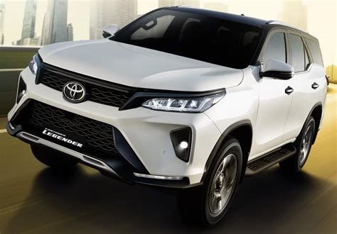 Toyota Fortuner Legender Price Specs Top Speed And Mileage In India