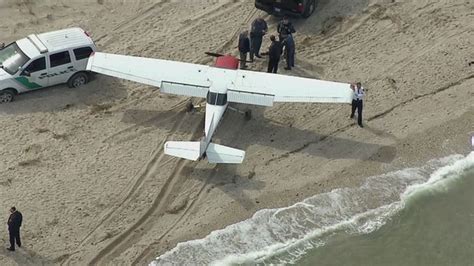 Small Plane Makes Emergency Landing On Ny Beach Fox News