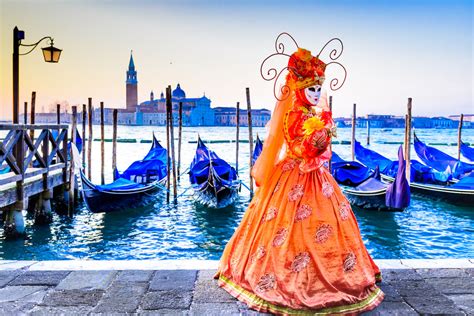 When Is Venice Carnival And Other Best Carnival Festivals In Italy