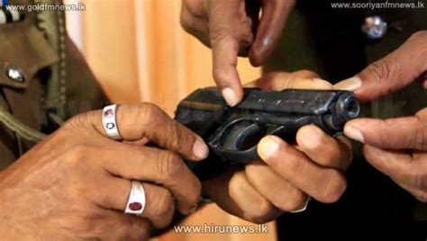 4 Arrested In Piliyandala With A Pistol And Hand Grenade Hiru News