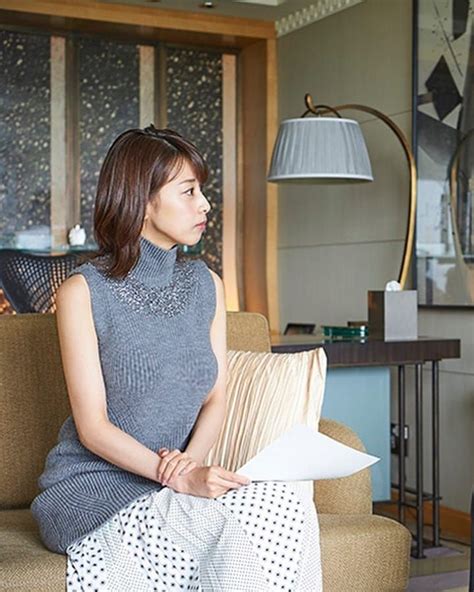 4k00:14コロナウイルスの検疫が終わると、カフェやレストランや営業が再開されます。 閉店から開店の合図をするフェイスマスクを持つ女性。 covid lockdownの後のスモールビジネス バルセロナ，スペイン. HALはInstagramを利用しています:「加藤綾子フリーアナウンサー ...