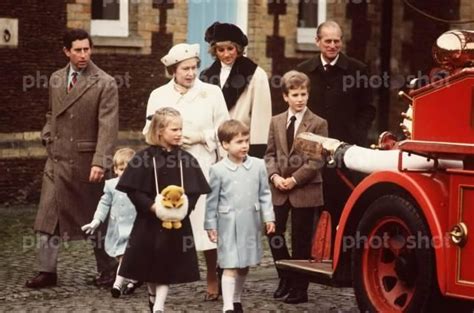 Sign up for free now and never miss the top royal stories again. January 3, 1988: The Royal family at a photo-call at Sandringham. (With images) | Princess diana ...