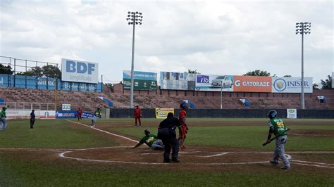 El centro de televisión que aloja las. Béisbol Profesional - Viva Nicaragua Canal 13