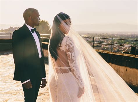 Celebrate Kim Kardashian And Kanye Wests 2nd Anniversary With A Look