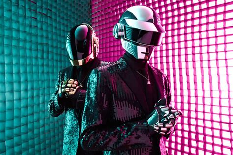 Daft punk — around the world 07:09. ¿Daft Punk anuncian gira para 2017? - Muzikalia