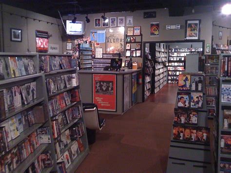 With Films And Corner Storefront Videodrome Survives Era Of Movie Streaming Saportareport