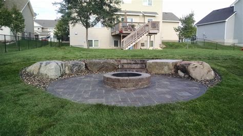 1.579 cts (q.123)the ring size you need, you can determine with the following. Interlock Serano Pavers with Grand Fire Ring Kit ...