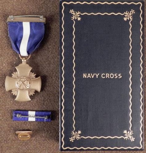 Rare Original Cased Wwii Us Navy Cross Medal