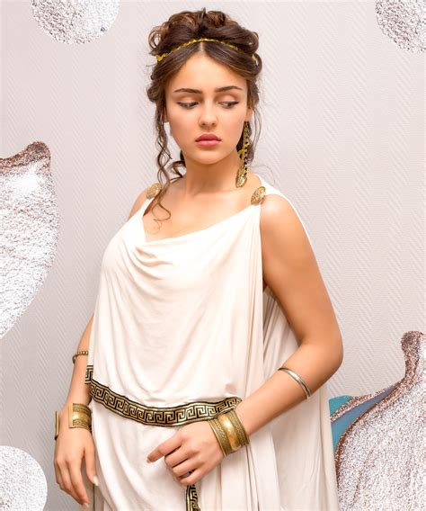 Greek Mythology Inspired Costumes To Channel Your Inner Goddess Greek Goddess Costume