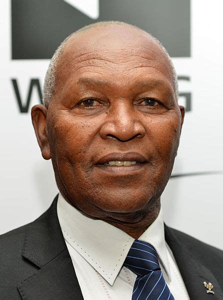 Apr 18, 2021 · eliud kipchoge wins nn mission marathon. Late for the Olympics: The Amazing Story of Kipchoge Keino