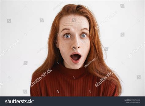 Funny Bug Eyed Young Caucasian Woman Stockfoto 1186706002 Shutterstock